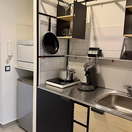 Zwischen Uni Und Koenigsplatz *