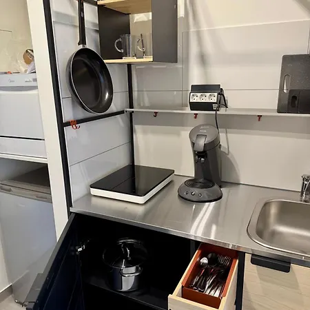 Zwischen Uni Und Koenigsplatz * كاسيل